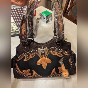 P&G collection purse